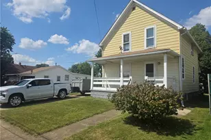 123 E 35th St, South Lorain, OH 44055 - Photo 2