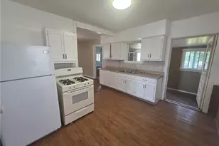 123 E 35th St, South Lorain, OH 44055 - Photo 16