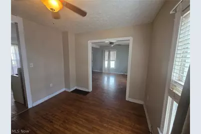 123 E 35th Street, South Lorain, OH 44055 - Photo 24