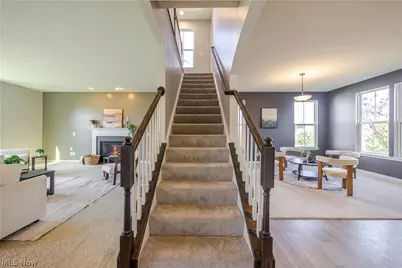 3132 Cloverhurst Street NE, Canton, OH 44721 - Photo 8