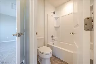 3132 Cloverhurst Street Northeast, Canton, OH 44721 - Photo 30