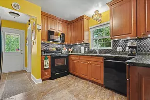 370 Kimberly Rd, Akron, OH 44313 - Photo 16