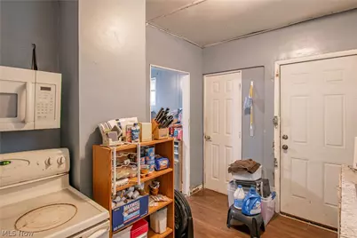 510 Homes Place NW, Canton, OH 44703 - Photo 8