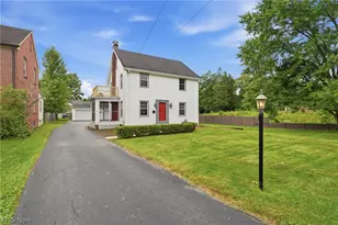 209 Wildwood Dr, Boardman, OH 44512 - Photo 2