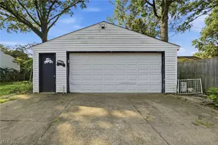 318 Lehigh Ave, Cuyahoga Falls, OH 44221 - Photo 36
