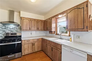 318 Lehigh Ave, Cuyahoga Falls, OH 44221 - Photo 12