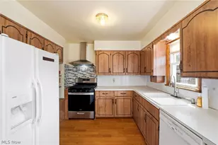 318 Lehigh Ave, Cuyahoga Falls, OH 44221 - Photo 10