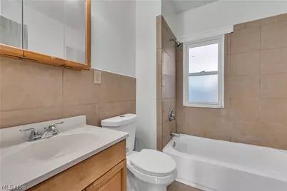 12812 Parkhill Avenue #2/UP, Loveland, OH 44120 - Photo 16