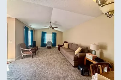 177 Woodbury Glen Street, Hartville, OH 44632 - Photo 16