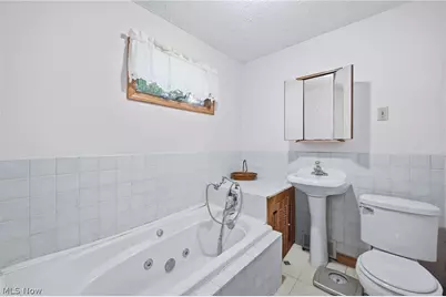 301 Porter Avenue, Campbell, OH 44405 - Photo 22