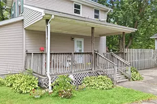 301 Porter Ave, Campbell, OH 44405 - Photo 4