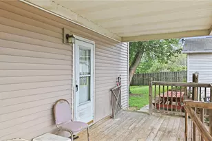 301 Porter Ave, Campbell, OH 44405 - Photo 6
