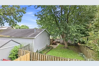 301 Porter Avenue, Campbell, OH 44405 - Photo 8