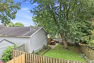 301 Porter Ave, Campbell, OH 44405 - Photo 8