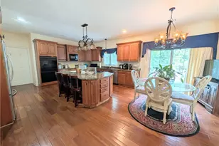 10665 Mt Royal Dr, Concord Twp, OH 44077 - Photo 16