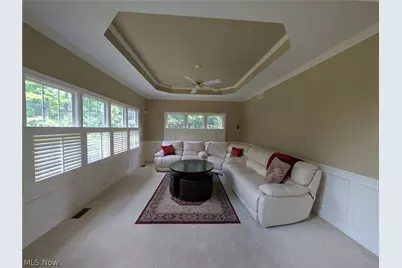 10665 Mount Royal Drive, Concord Twp, OH 44077 - Photo 12