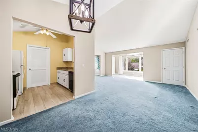 7270 Village Drive #7270, Concord Twp, OH 44060 - Photo 8