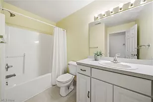 7270 Village Dr, Concord Twp, OH 44060 - Photo 20