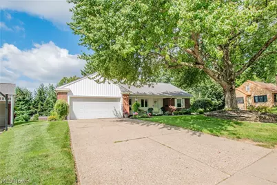 1639 Coventry Road NE, Massillon, OH 44646 - Photo 2