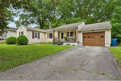 557 Hartzell Drive, Barberton, OH 44203 - Photo 1