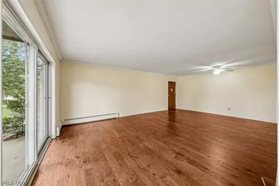 491 Tollis Parkway #173E, Grandview Heights, OH 44147 - Photo 6