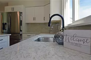 6231 Meadowbrook Dr, Mentor, OH 44060 - Photo 6