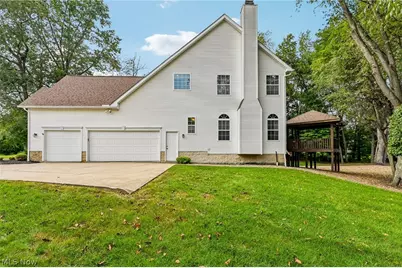 2965 Greenspire Lane, Akron, OH 44333 - Photo 2