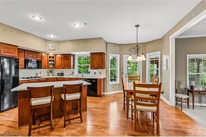 2965 Greenspire Lane, Akron, OH 44333 - Photo 10