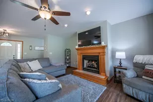1751 Sandlewood Dr SE, New Philadelphia, OH 44663 - Photo 14