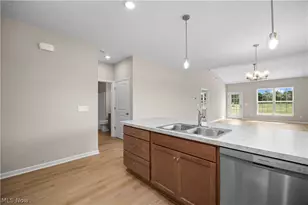 111 Brunswick Dr, Elyria, OH 44035 - Photo 18