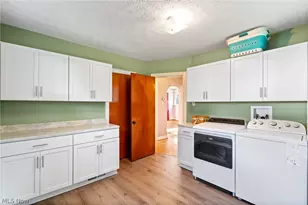164 Maplecrest St SW, North Canton, OH 44720 - Photo 20