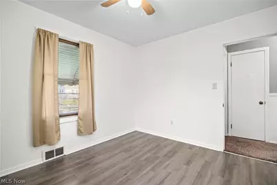3403 Wilson Street, Lorain, OH 44052 - Photo 18