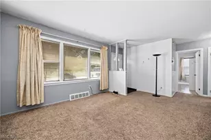 3403 Wilson St, Lorain, OH 44052 - Photo 4