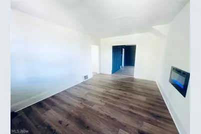 10806 Mount Overlook Avenue, Loveland, OH 44104 - Photo 6