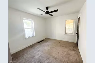 10806 Mount Overlook Avenue, Loveland, OH 44104 - Photo 8