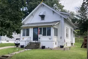 1937 9th St SW, Akron, OH 44314 - Photo 1