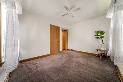 753 Crestview Avenue, Akron, OH 44320 - Photo 12