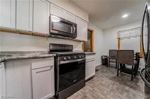 753 Crestview Ave, Akron, OH 44320 - Photo 8