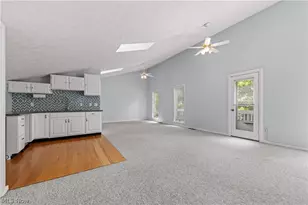 1049 N Medina Line Rd, Akron, OH 44333 - Photo 42