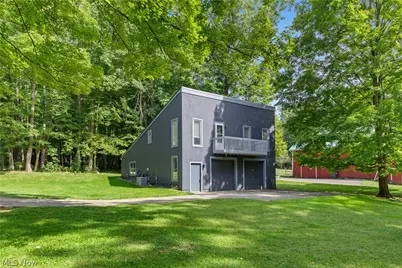 1049 N Medina Line Road, Akron, OH 44333 - Photo 38