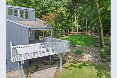 1049 N Medina Line Road, Akron, OH 44333 - Photo 36