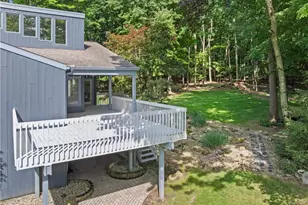 1049 N Medina Line Rd, Akron, OH 44333 - Photo 36