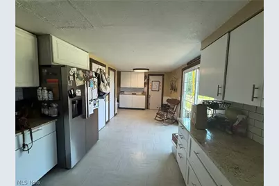 13001 Mason Road, Vermilion, OH 44089 - Photo 6