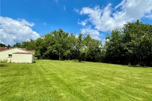 557 Russell Ave, Poland, OH 44514 - Photo 22
