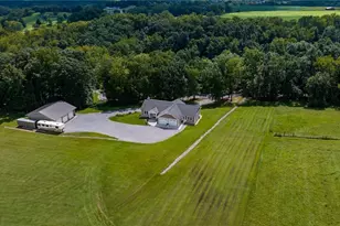 3700 Stine Rd, Zanesville, OH 43701 - Photo 6