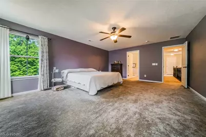 5570 W Long Ridge Drive, Green Hills, OH 44131 - Photo 16