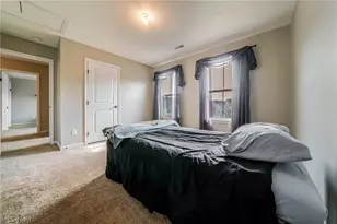 5570 W Long Ridge Dr, Green Hills, OH 44131 - Photo 26