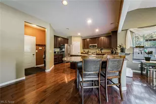 5570 W Long Ridge Dr, Green Hills, OH 44131 - Photo 10