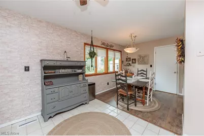 5029 Oakview Drive, Vermilion, OH 44089 - Photo 14