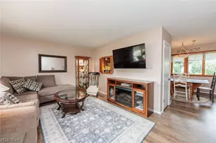 5029 Oakview Dr, Vermilion, OH 44089 - Photo 4